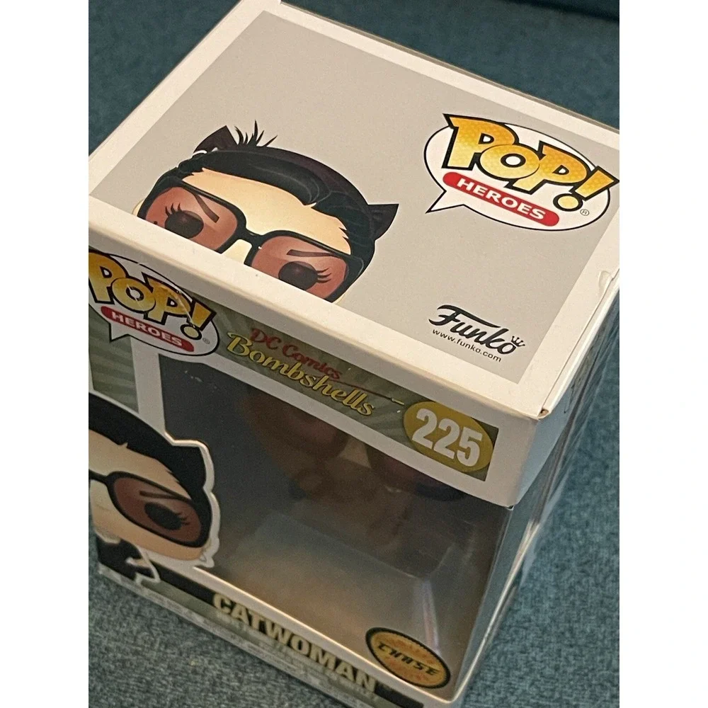 Funko Pop! Heroes DC Comics Bombshells Catwoman‎ Chase